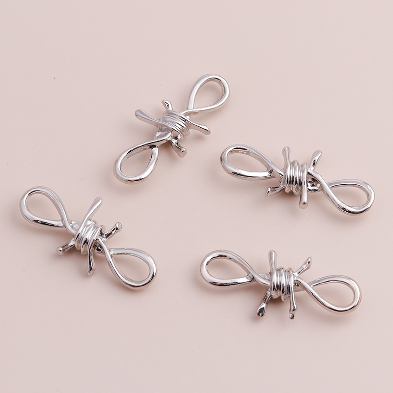 5 buc. Conectori mari din aliaj de culoare argintie Spini răsucite Mărgele pentru brățări DIY Coliere Bijuterii punk 45x10mm Găsire manuală