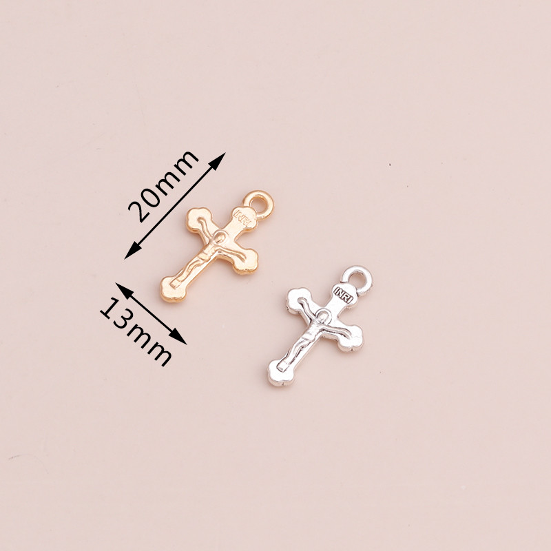 30 buc. Accesorii pentru bijuterii mici, două culori, litere, crucea lui Isus, farmece cu margele pentru brățări, coliere, bricolaj, aliaj, 20x13mm