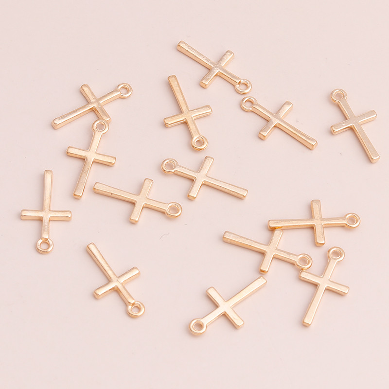 80 buc. Bijuterii cu pandantive în cruce din aliaj mici pentru coliere lucrate manual, brățări, culoare aurie, 17x10 mm, găsire pentru realizarea de bricolaj