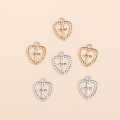 100 bucăți 8 * 10 mm Breloc Cruce Inimă Paiete de culoare auriu argintiu Foi de fier pentru a face cercei pandantiv Coliere Accesorii de bijuterii