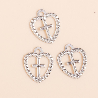 100 bucăți 8 * 10 mm Breloc Cruce Inimă Paiete de culoare auriu argintiu Foi de fier pentru a face cercei pandantiv Coliere Accesorii de bijuterii