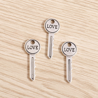 20 buc. Litere mici de dragoste Brelocuri cheie pentru bricolaj, coliere lucrate manual, brățări, 26x12 mm, bijuterii de culoare aurie, din aliaj Berloques