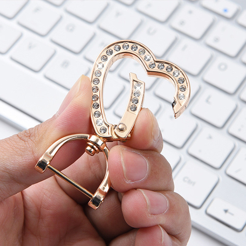 Breloc cu degete în formă de inimă, la modă pentru femei, breloc cu rotire cu strasuri, breloc de primăvară de calitate superioară, cataramă conectată cu metal