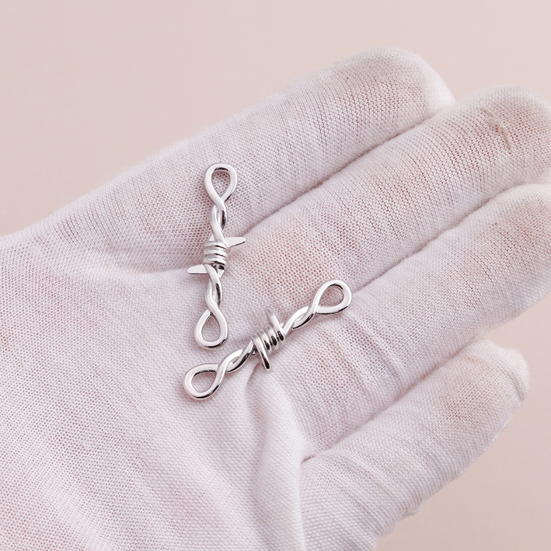 15 τμχ Tiny Twisted Thorns Connectors Charms fit Punk DIY κολιέ Βραχιόλι Ασημί χρώμα 35x6mm Making Finding Jewelry Accessories