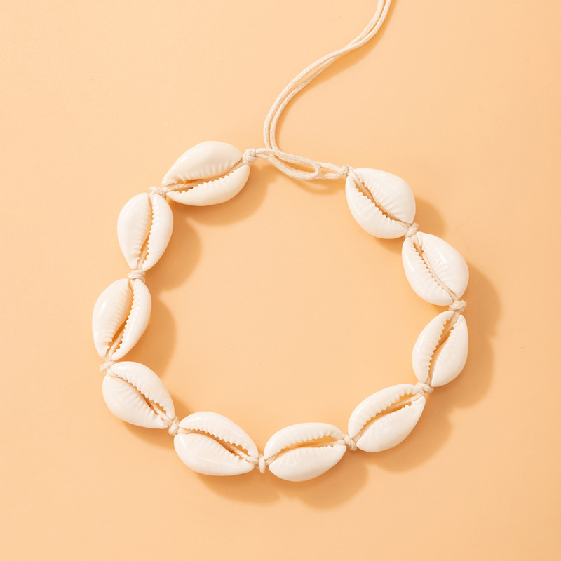 Tocona Bohemian Shell Jednovrstvové náramky na členok pre ženy Jednoduché ručne vyrobené tkané nastaviteľné retiazky na nohy Plážové párty šperky 21068