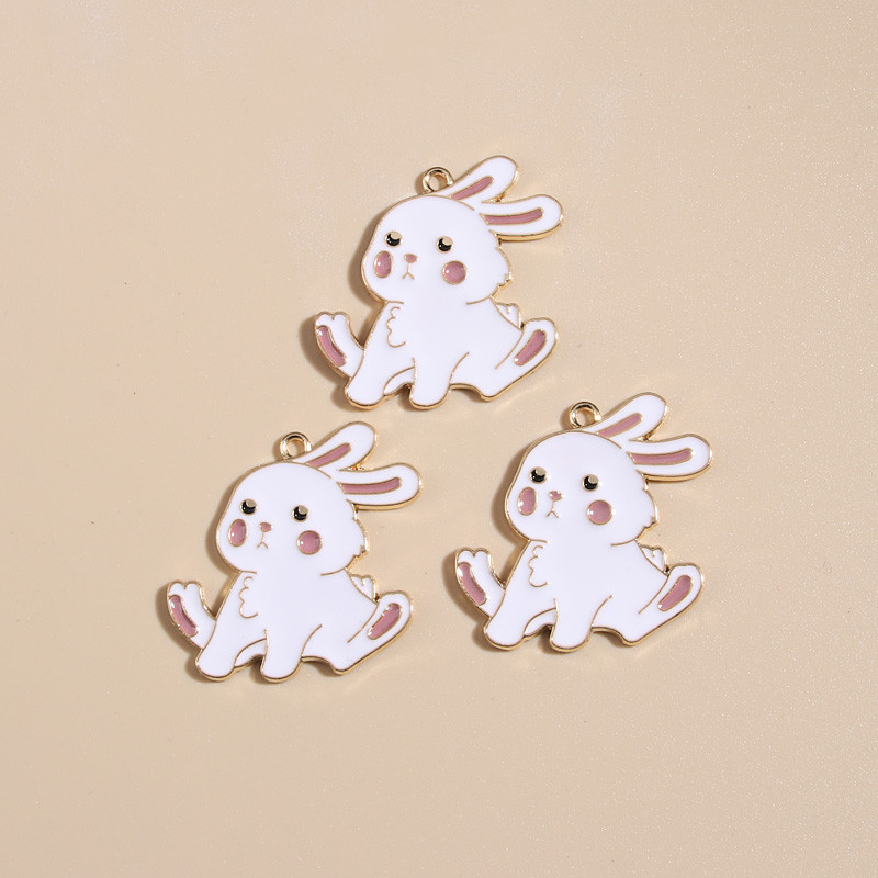 10 ks zlatých farebných mixov kvetinových príveskov s králikmi a bábikami, prívesok so zvieratami, vhodné na náhrdelníky, ručne vyrábané šperky.