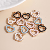 10db 13*13mm Romantikus Zománc Love Heart Bűbáj nyaklánchoz Medálok Fülbevalók Barkácsolás Színes Mini Bűbáj Ékszer keresés