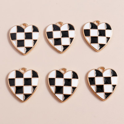 10db 13*13mm Romantikus Zománc Love Heart Bűbáj nyaklánchoz Medálok Fülbevalók Barkácsolás Színes Mini Bűbáj Ékszer keresés
