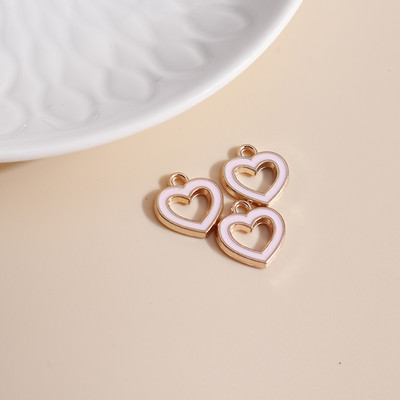 10db 13*13mm Romantikus Zománc Love Heart Bűbáj nyaklánchoz Medálok Fülbevalók Barkácsolás Színes Mini Bűbáj Ékszer keresés