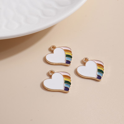10db 13*13mm Romantikus Zománc Love Heart Bűbáj nyaklánchoz Medálok Fülbevalók Barkácsolás Színes Mini Bűbáj Ékszer keresés