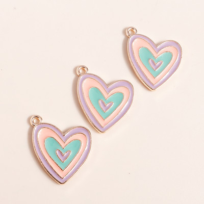 10db 13*13mm Romantikus Zománc Love Heart Bűbáj nyaklánchoz Medálok Fülbevalók Barkácsolás Színes Mini Bűbáj Ékszer keresés