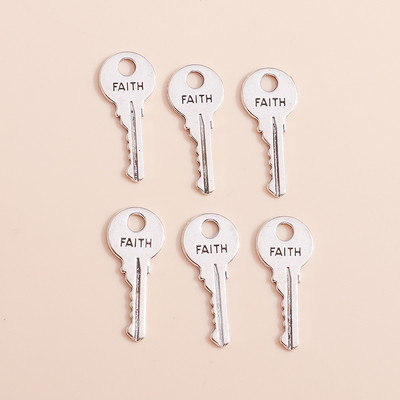 30vnt 25*11mm Antikvariniai pasidabruoti raktų pakabukai FAITH raidžių pakabukai, skirti „pasidaryk pats“ auskarai, karoliai, papuošalai, priedai