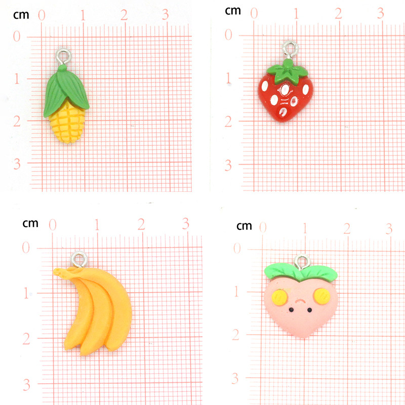 20 kom/lot Mix Mini voćne smole privjesci slatka jagoda banana breskva hrana privjesci za naušnice narukvice DIY šarm Napravite nakit D49