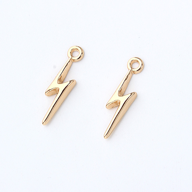 10 komada Personality Short Stick Lightning Earring Charms Narukvica Napravite nalaze Diy Legure Zlatne naušnice Viseći nakit Charms C284