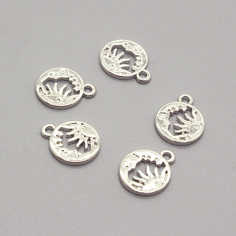 10 komada male šuplje naušnice Sun Moon Privjesci od legure DIY Bohemia Ženske naušnice Privjesak Dodatak Metalni privjesak Izrada nakita