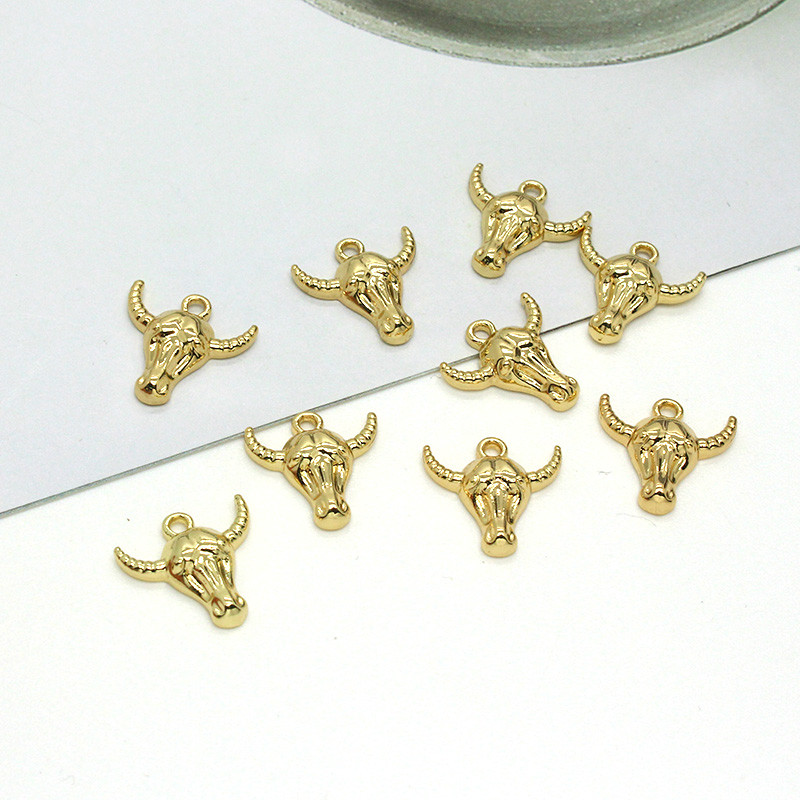 10kom Punk Golden Ox Horn Naušnice Legure Charms Životinjski Rog Cool Ogrlica Telefon Privjesci Privjesci Diy za nakit Dodaci
