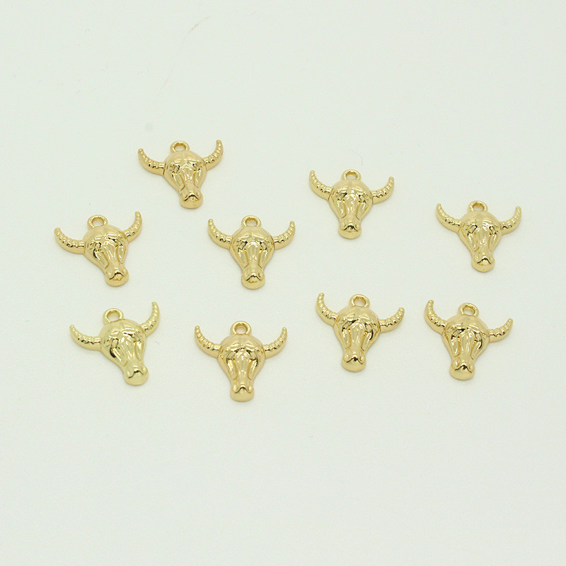 10kom Punk Golden Ox Horn Naušnice Legure Charms Životinjski Rog Cool Ogrlica Telefon Privjesci Privjesci Diy za nakit Dodaci