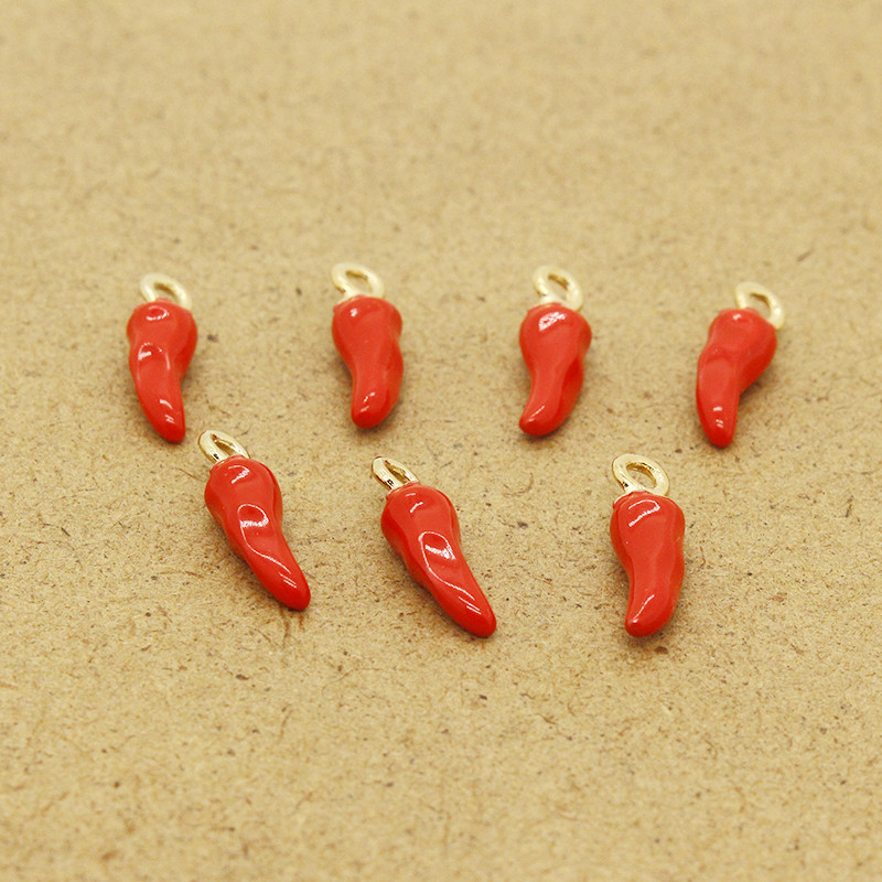 10 buc. Brelocuri pentru cercei cu piper roșu mic pentru mâncare, mini artizanat, accesoriu de bijuterii, pandantiv emailat pentru brățară, brelocuri, colier