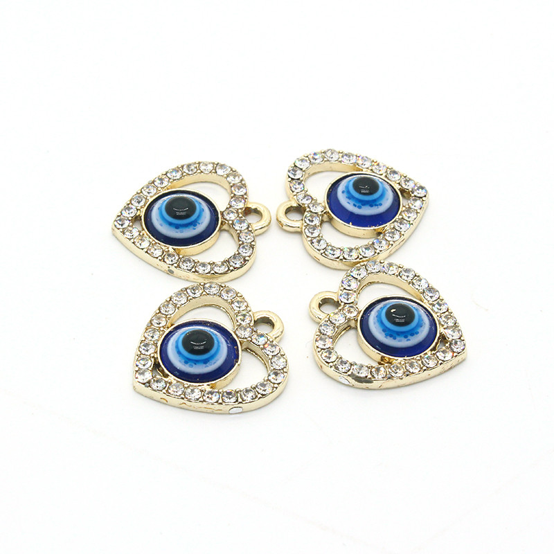5 bucăți de epocă Evil Eye Love Heart Cercei Charms Turcia Hollow Demon Eye Brățară Clavicula Colier Pandantiv Accesoriu de bijuterii DIY