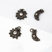20 buc/pachet Cool Gun Negru Soare Luna Cercei Charms Aliaj Pandantiv Constatări DIY Handmade Colier Bratari Accesoriu de bijuterii C124