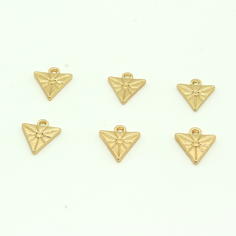 10 buc. Brelocuri noi, din aliaj, în formă de triunghi mic, pentru descoperiri de pandantiv pentru cercei, bijuterii DIY, pentru a face cercei suspendați, accesoriu pentru brățară