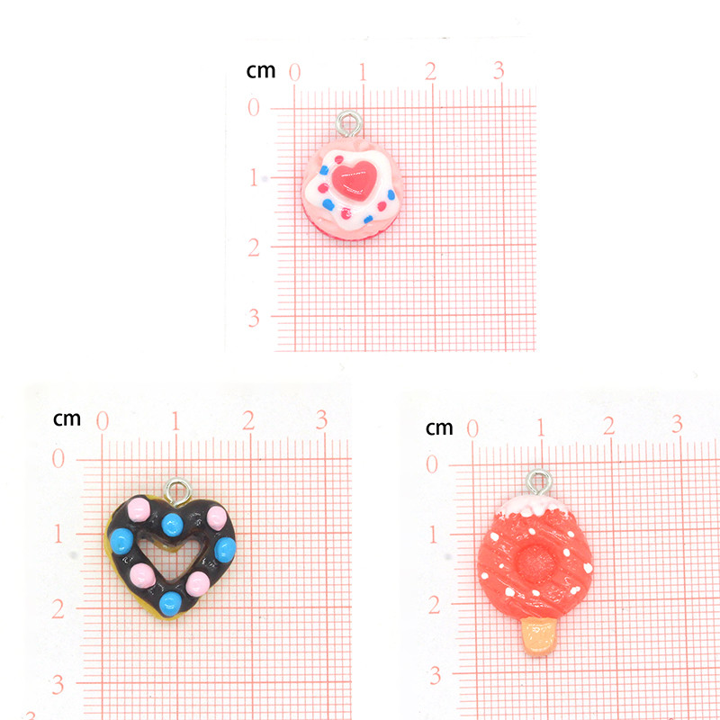 10 buc/loturi Mini Simulare Alimente Prăjitură Popsicle Rașină Brelocuri Drăguț DIY Bijuterii Inimi Pandantiv Pentru Cercei Brățară Accesoriu pentru Păr
