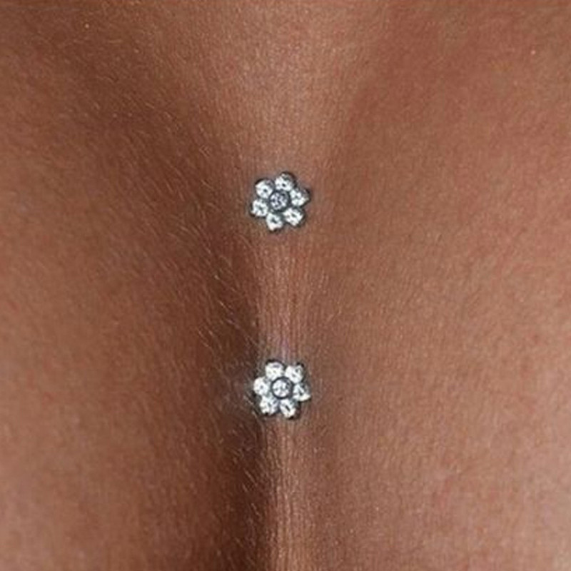 2 tk Seksikas lilleline kristallist lõhenemisküünte rõngad kleebised ilma augustamiseta kivikivist rinnaehted naistele võlts augustamise ehted