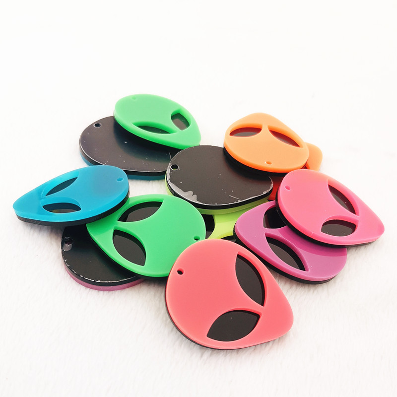 12 bucăți acrilic drăguț OZN cap de extraterestru Breloc pandantiv pentru cercei de modă colier brățară breloc bricolaj accesorii pentru realizarea de bijuterii