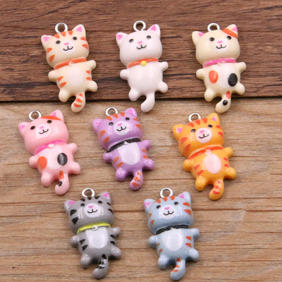 10 vnt 15 * 29 mm 8 spalvų Kawaii Cat Charms pakabukai papuošalams Gaminti gyvūnų dervą papuošalų radiniai "pasidaryk pats" amatai