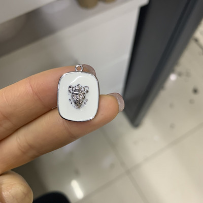 ZHUKOU 16x21mm nježni mjedeni životinjski privjesak za žene ručno izrađena DIY ogrlica naušnice narukvica nakit dodaci model: VD639