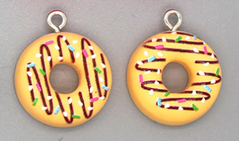 Se amestecă 10 buc/pachet drăguț cremă gogoși rășină brelocuri amuzante mini pandantive alimentare pentru cercei brățară breloc bijuterii face bricolaj