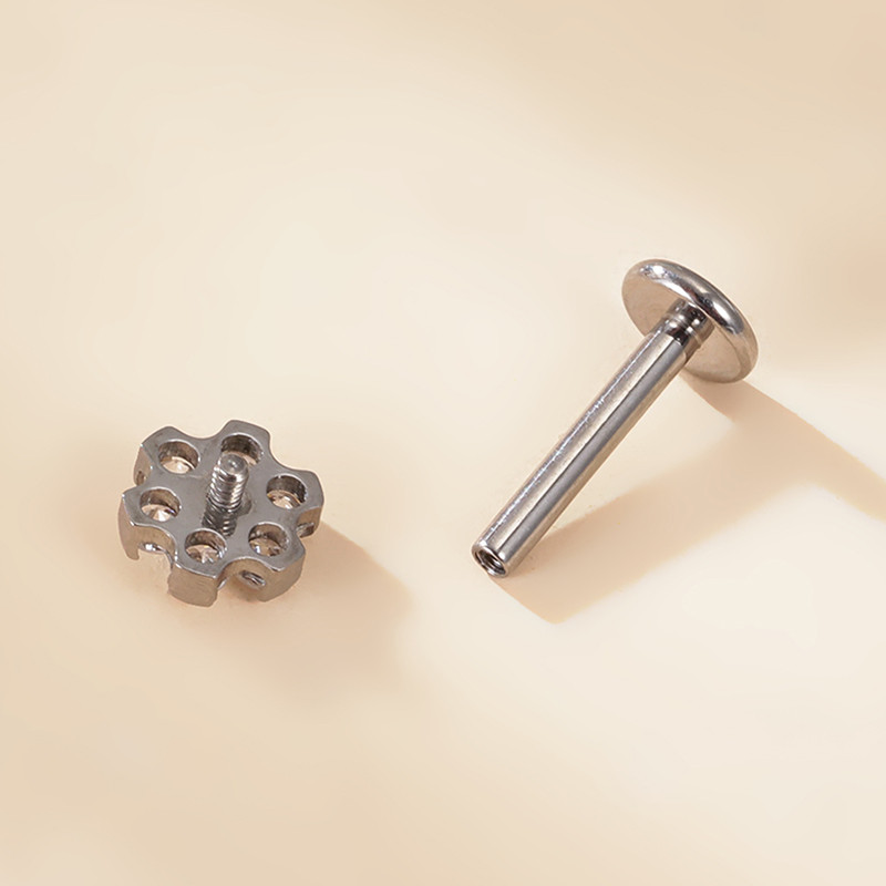 G23 Ttianium Labret Lip Stud žiedlapių formos cirkonio akmuo Labret lūpų žiedas Ausies kremzlė Tragus auskaras Helix kūno auskarų vėrimas papuošalai