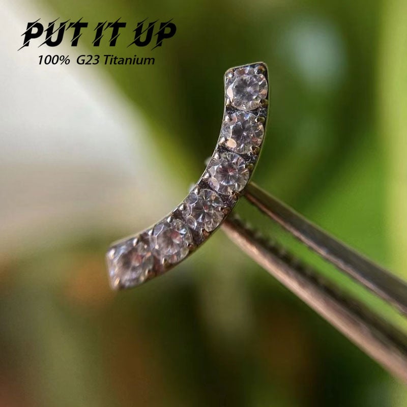Ti-6AL4V-ELiastm F136 beültetési fokozatú spirális piercing 16G Labret fülpiercing szín 5A CZ Tragus porc piercing ékszer