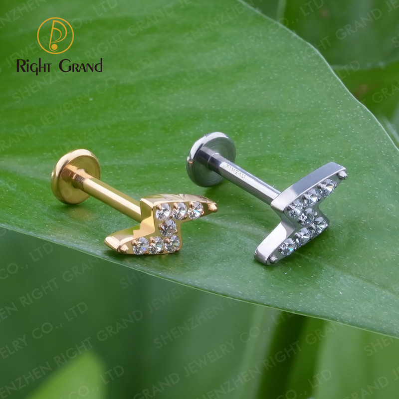 Dreapta Grand Implant Grad Titanium Filet Intern Set gheare Lightning Cartilage Tragus Labret Ends