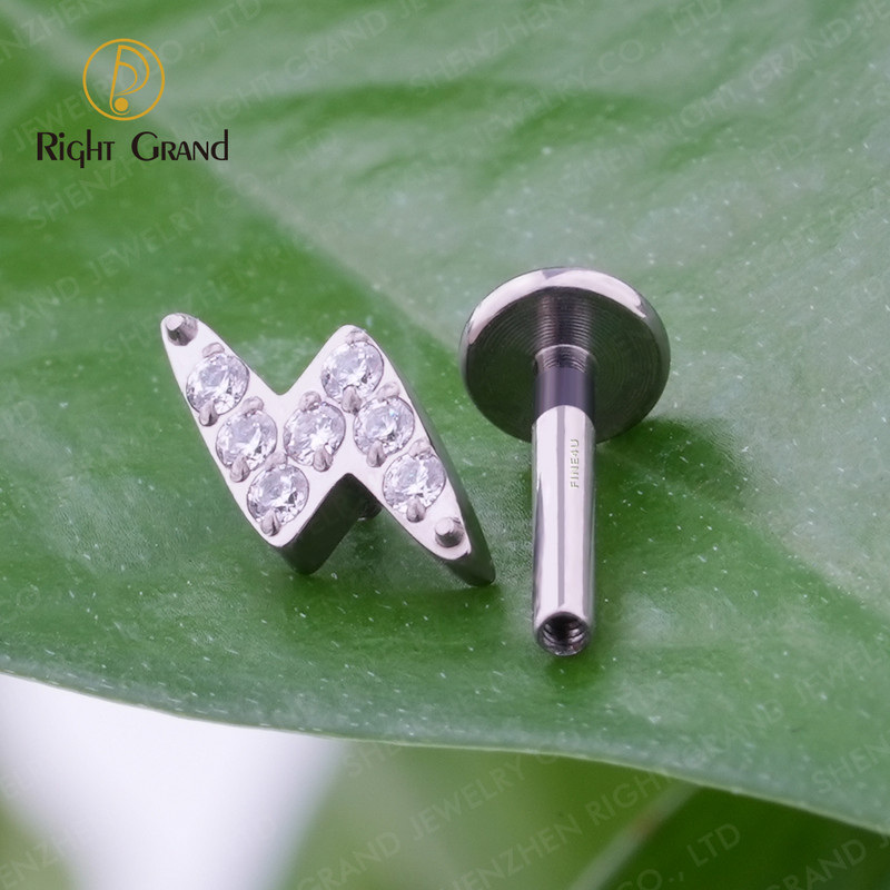 Dreapta Grand Implant Grad Titanium Filet Intern Set gheare Lightning Cartilage Tragus Labret Ends
