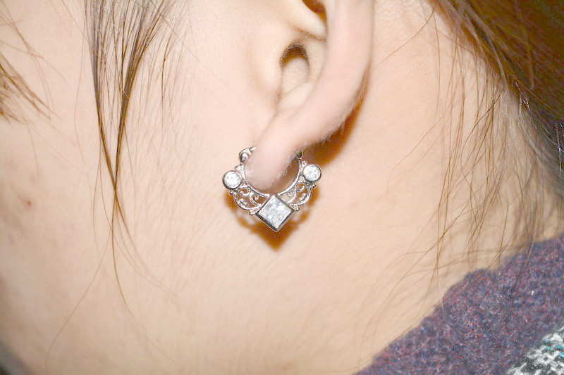 16G titán piercing septum Clickers orrgyűrűk négyzet alakú CZ cirkon kristály orrkarika gyönyörű üreges kivitelű testékszerekkel