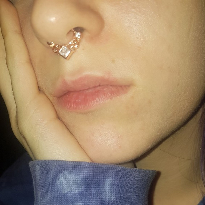 16G titán piercing septum Clickers orrgyűrűk négyzet alakú CZ cirkon kristály orrkarika gyönyörű üreges kivitelű testékszerekkel
