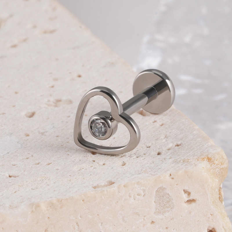 Dreapta Grand 16G Cubic Zirconia ASTM F136 Titanium Heart Stud Cerce Labret Lip Tragus Helix Cartilage Ureche Piercing