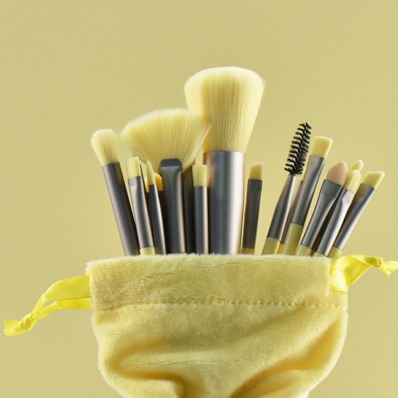 KOSMETYKI Set de pensule de machiaj Preț mic Pensule profesionale pentru fard de pleoape Pudră pentru fond de ten Cosmetice Instrumente pentru pensule de machiaj