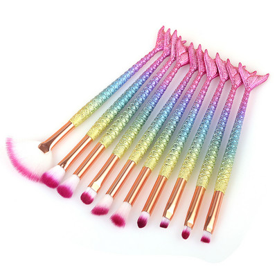 Kelių dydžių makiažo šepetėlis, 10/11 vnt.