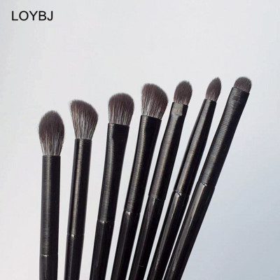 LOYBJ Kistovi za šminkanje sjenila Meke dlake Profesionalni kist za konture očiju Nose Shadow Kist Kozmetički alat za miješanje Shader Detail Make Up