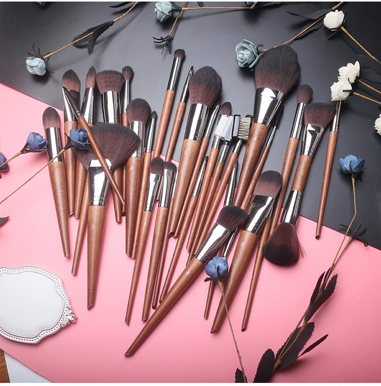 3 buc/set Pudră Pensule de machiaj Detaliu Fard de pleoape Crema de buze Natural Precision Smudge Concealer Pensule de machiaj Instrumente cosmetice pentru cute