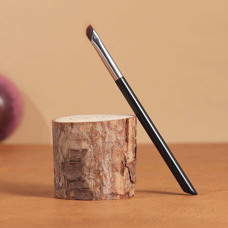 OVW Sickle Eyeliner Brush Ultra vékony, finom, ferde szögű sminkecset folyékony szemceruzahoz