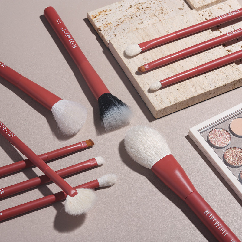 Roșu 1 bucată perie de machiaj o singură perie pudră fard de ochi Instrumente de machiaj profesional păr de capră păr sintetic BETHY BEAUTY