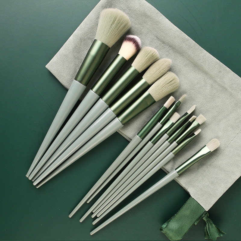 Sminkecsetek szett alapozó kiemelő pirosító púder szemhéjpúder pirosító szálkeverő gyapjú 13db Soft Beauty sminkeszköz