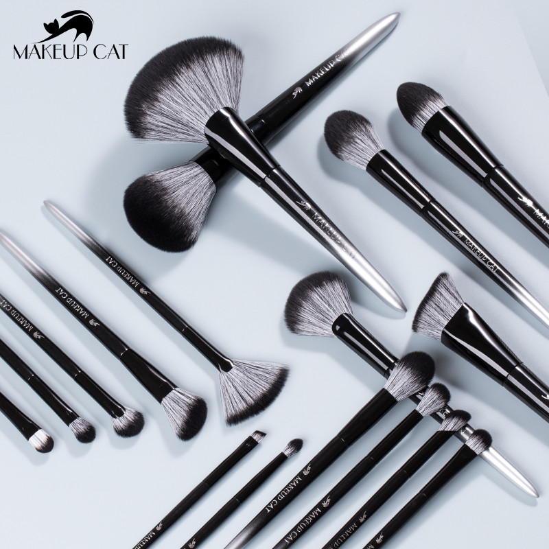 Makiažo katės kosmetinis šepetėlis-2022Nauja juodo sidabro serija-17BASF minkšti plaukų šepečiai-pradedantiesiems ir profesionaliems grožio priemonėms-makiažo rašiklis
