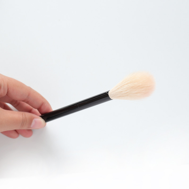 OVW DLH nedažyti ožkos plaukai pūkuoti minkšti skaistalai makiažo šepetėlis Highlight Brush Black Handle brochas maquillaje profesional