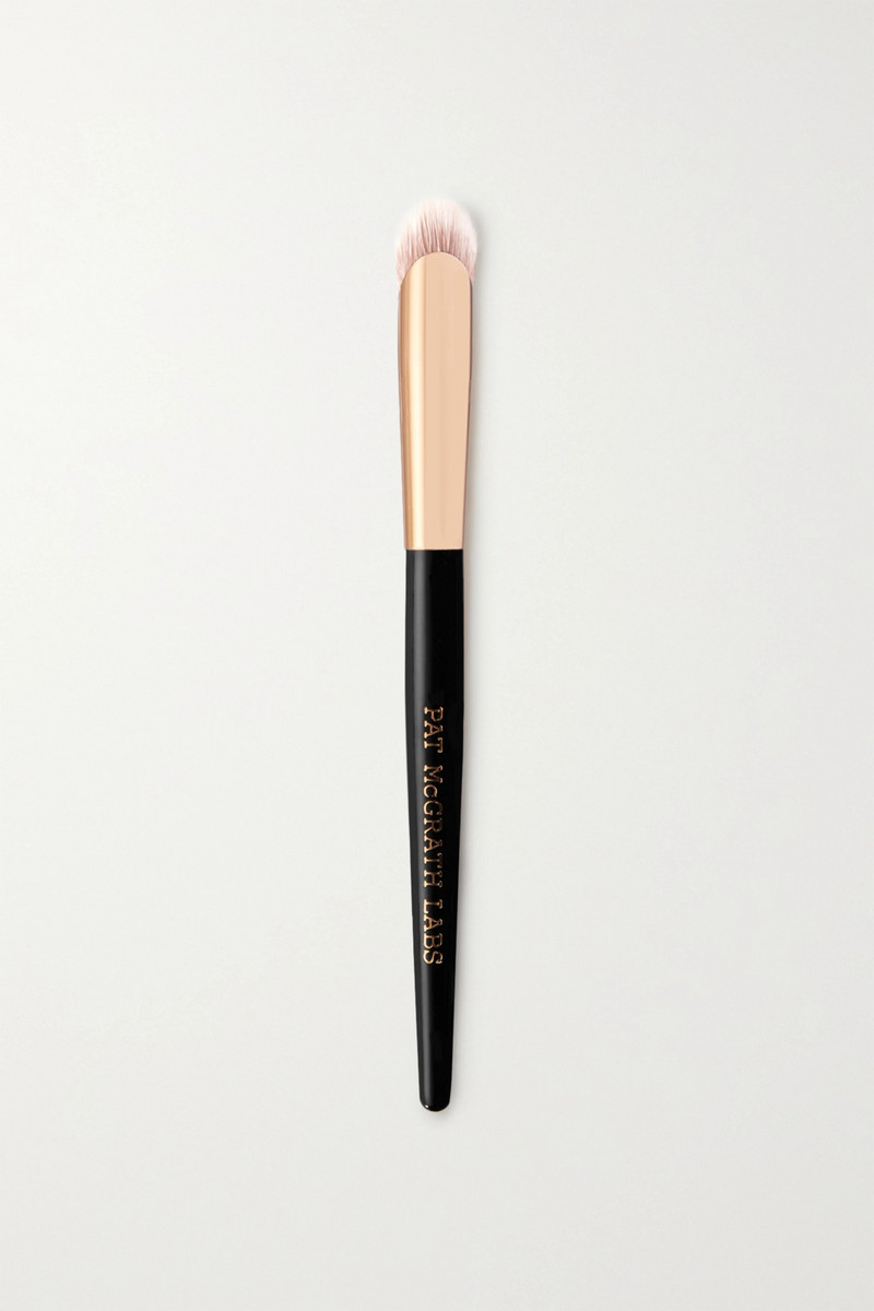 PAT MCGRATH LABS - Pensule pentru corector Skin Fetish Sublime Perfection Pensule pentru iluminator înclinat cu vârful degetului Flawless Conceal Blending
