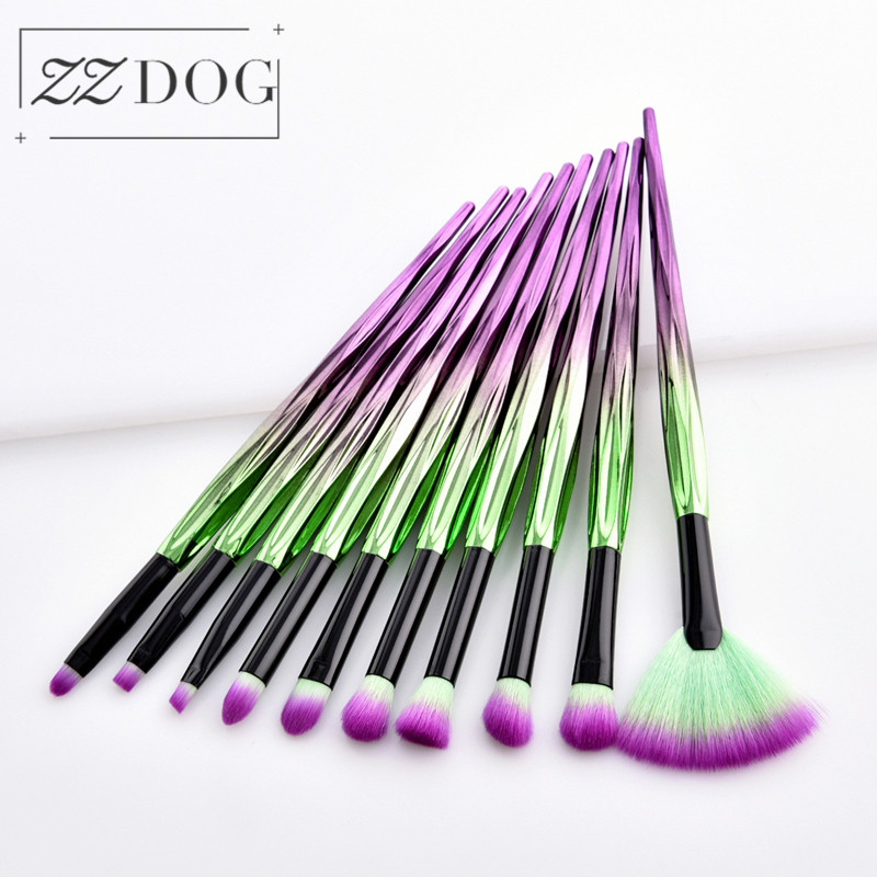 ZZDOG 7/10 buc Kit de instrumente cosmetice Pudră naturală de păr pufoasă Fard de obraz Fard de obraz Amestecarea sprâncenelor Set de pensule profesionale de machiaj