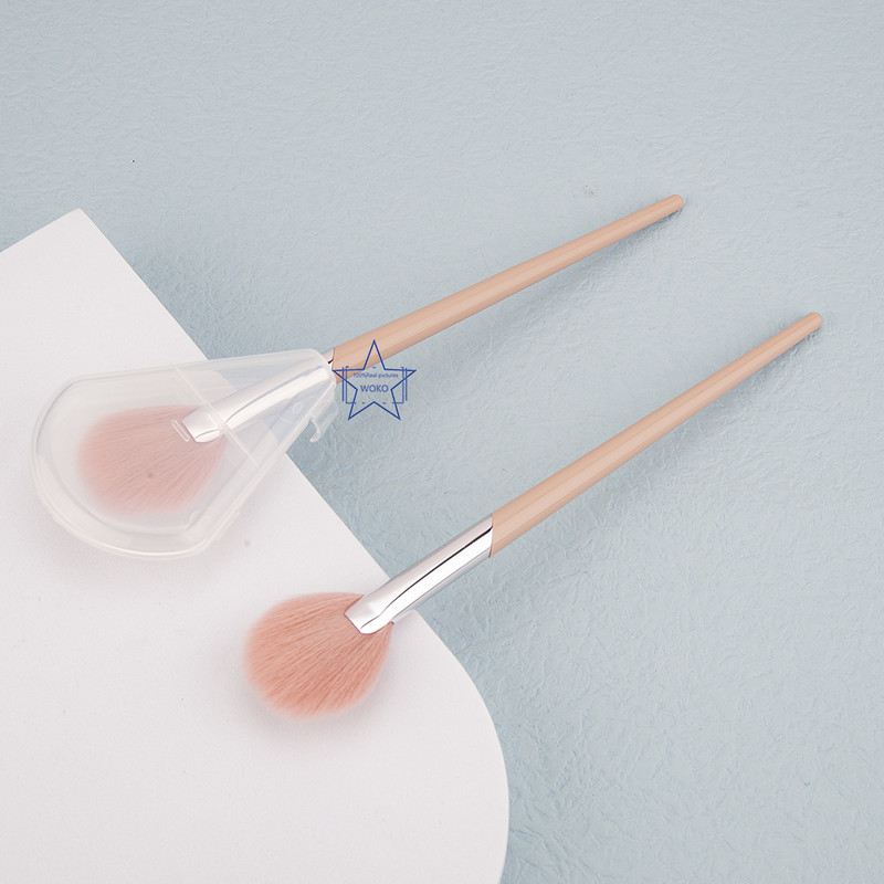 Veido ventiliatoriaus šepetėlis Fashion Fenty Style makiažo šepetėlis rožinis profesionalus makiažo ventiliatoriaus šepetėlis ventiliatoriaus dažai paryškinantis ventiliatoriaus šepetėlis 211#